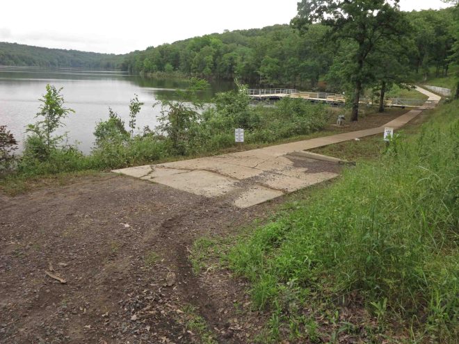 Dry walking next to the fishing dock below the picnic area