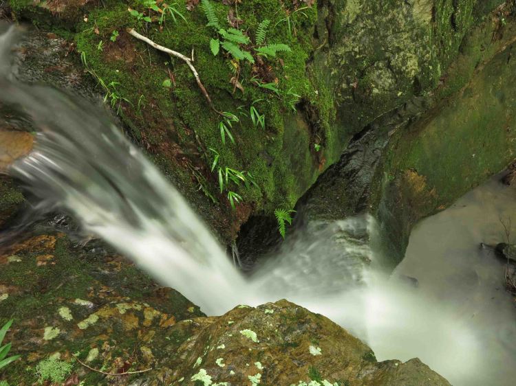 Stream flowing over the top of Marinoni Falls