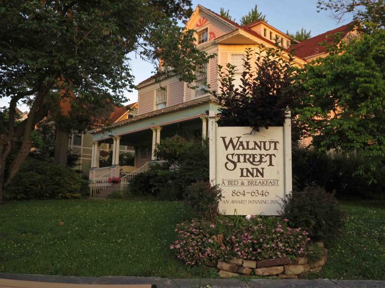 Walnut Street Inn Bed & Breakfast