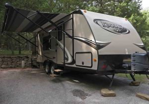 Dutchmen Kodiak 24-foot